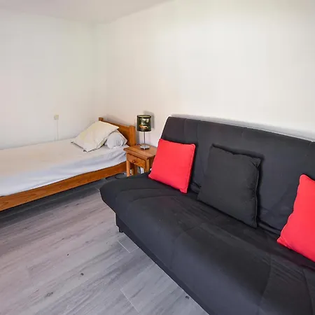 2 Bedroom Pet Friendly In Holiday home Ruoms
