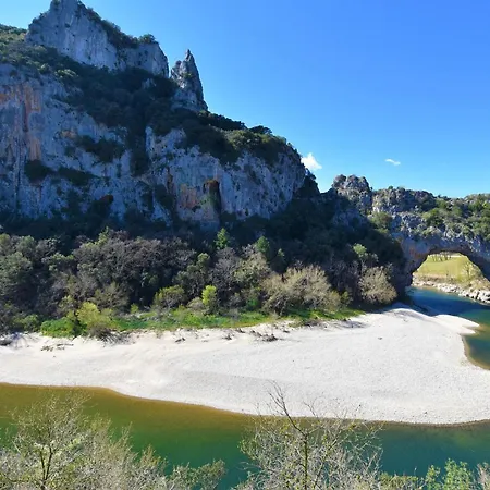 2 Bedroom Pet Friendly In Ruoms